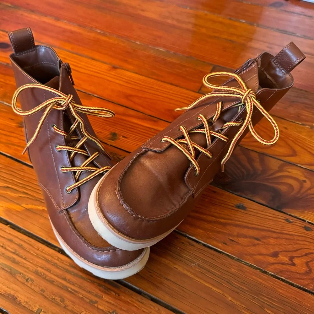 Boys' Bosley Ankle Zip Up Boots Cognac - Cat & Jack Size 5 Youth